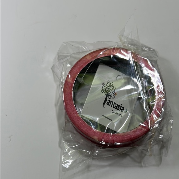 Moda Pink Bangle Accessory - Picture 14 of 16